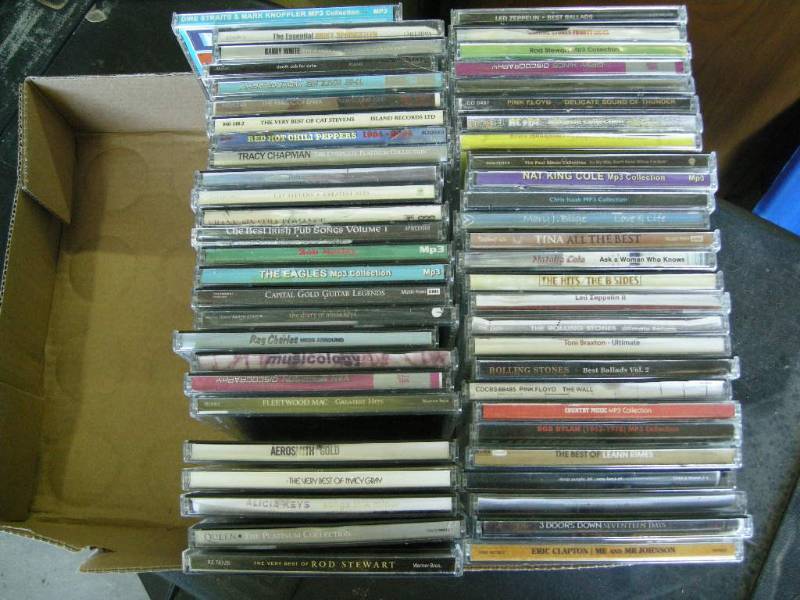 lot 106 image: Classic Rock-Pop CDs