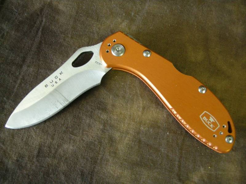 lot 109 image: Buck Knife