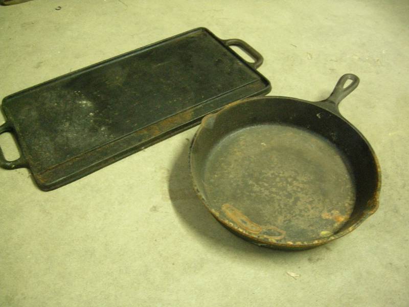 lot 124 image: Cast Iron Cookware