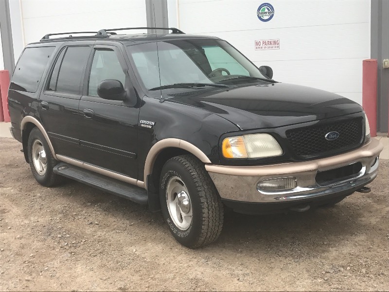 lot 1 image: 1998 Ford Expedition EXT