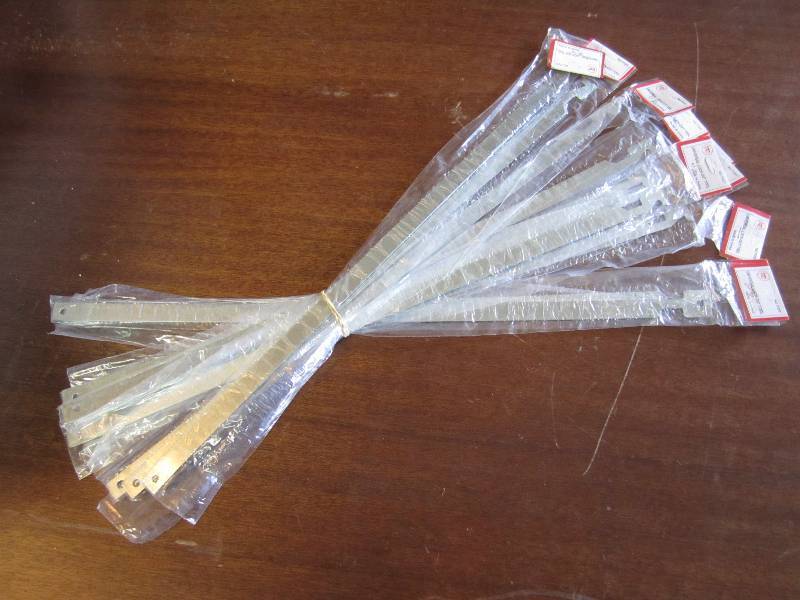 lot 33 image: Lot of 10 slim jim lockout tools...