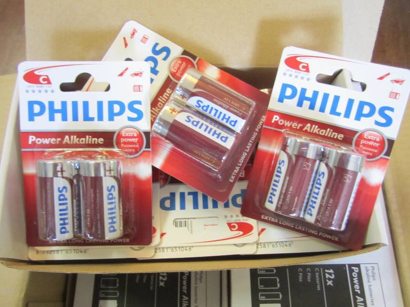 lot 55 image: Case of size C alkaline batteries. ...