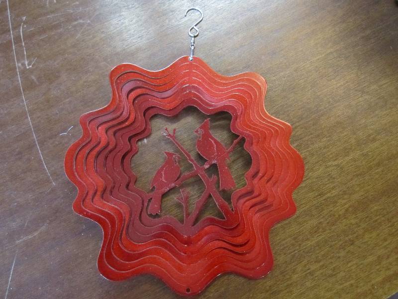 lot 90 image: Cardinals metal wind spinner 10.75...