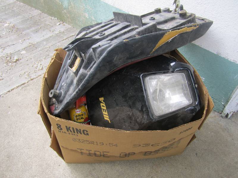 lot 104 image: Box full of misc. See all photos....