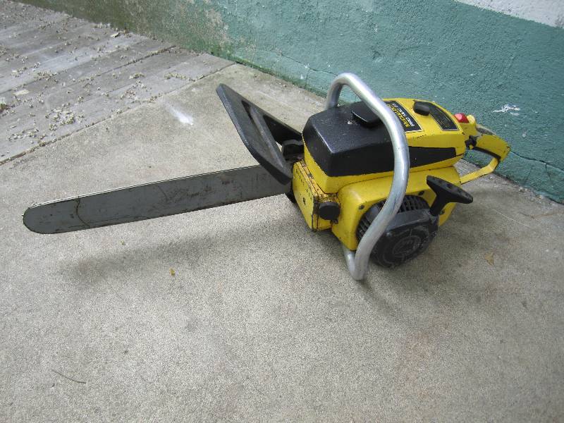 lot 108 image: McCulloch pro mac 55 16 chainsaw. ...