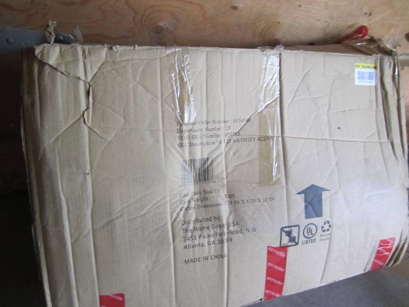 lot 109 image: 6 foot lit nativity scene. Open box...