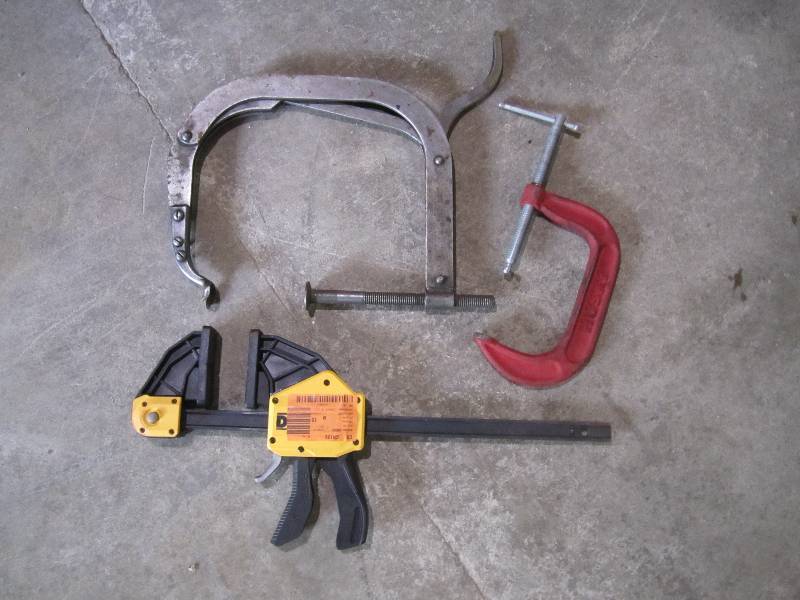 lot 188 image: Lot of 3 clamps. dewalt husky blue ...