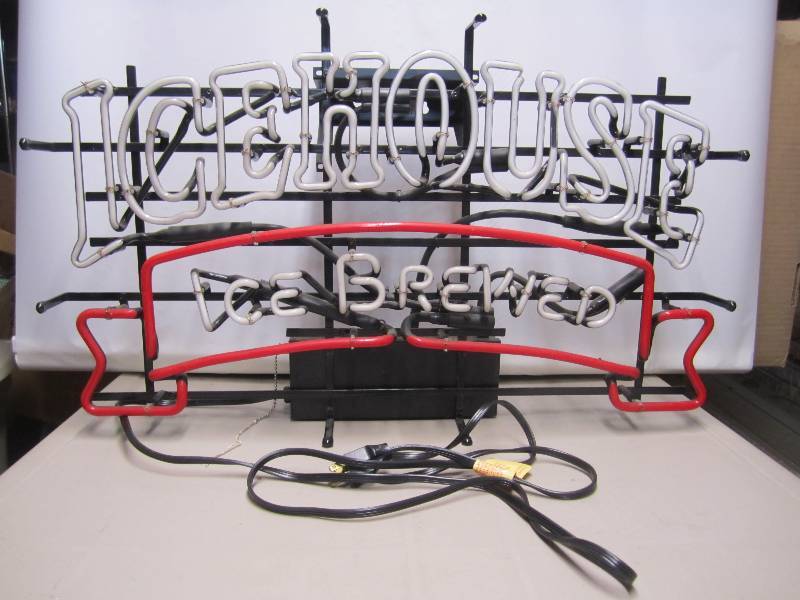 lot 199 image: Neon Icehouse Ice Brewed sign. Has ...