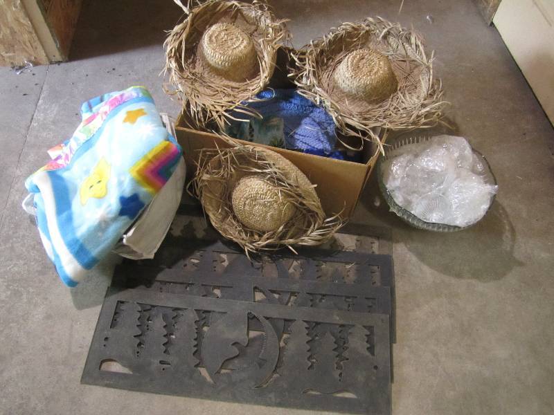 lot 208 image: Lot of misc straw hats blankets dec...