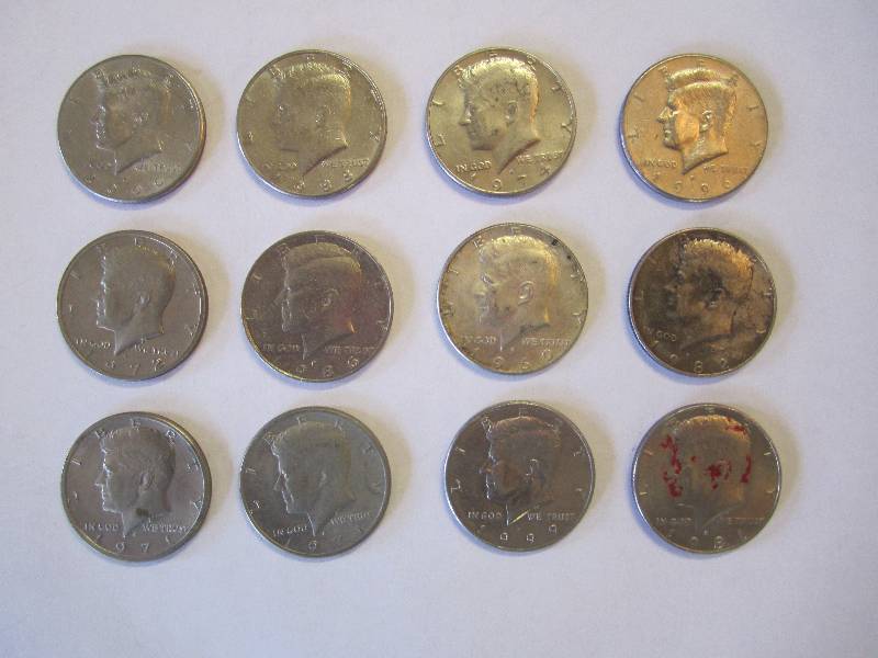 lot 228 image: Lot of half dollar coins....