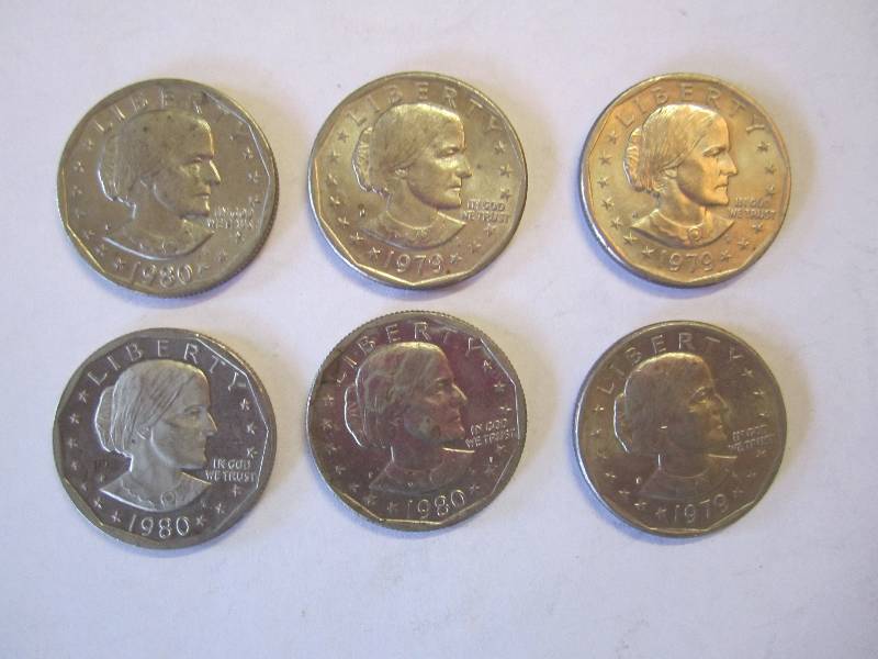 lot 231 image: Lot of Susan B Anthony dollar coins...