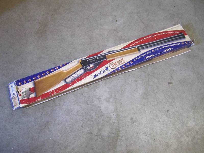 lot 266 image: Marlin cowboy lever action BB gun. ...