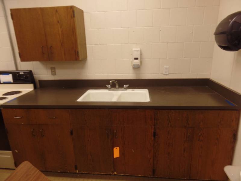 lot 5 image: KITCHEN COUNTER AND CABINETS