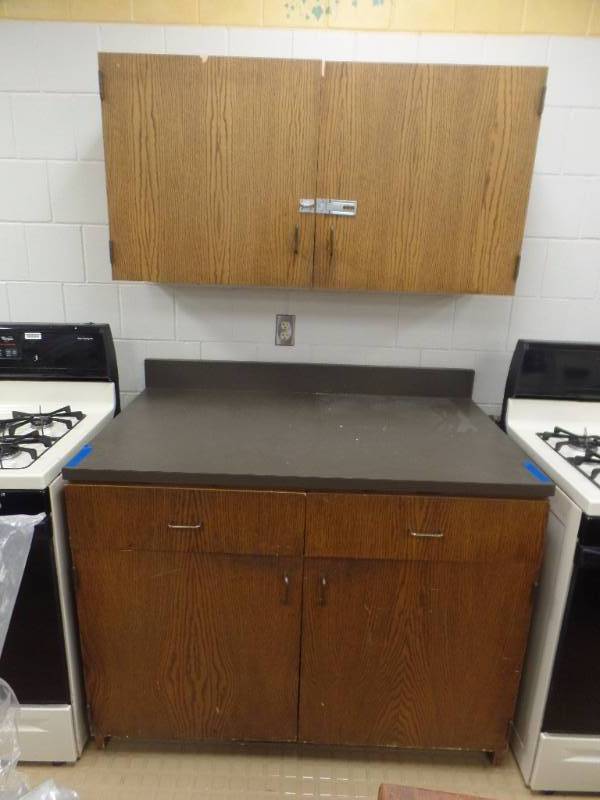 lot 8 image: KITCHEN COUNTER WITH CABINETS
