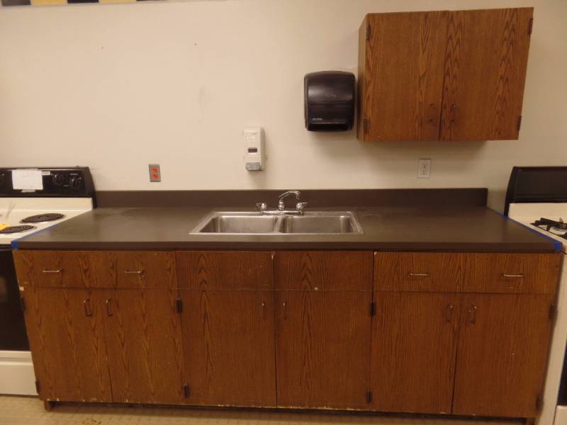 lot 10 image: KITCHEN COUNTER WITH CABINETS