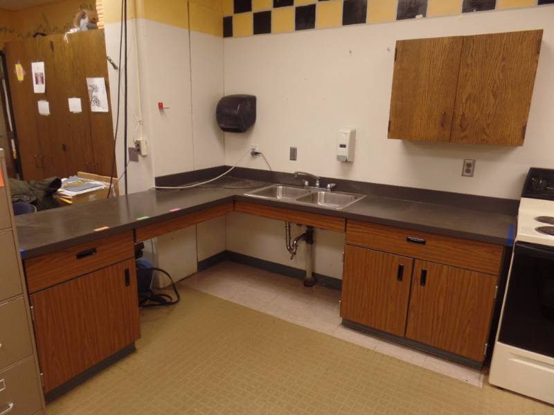 lot 11 image: KITCHEN COUNTER WITH CABINETS