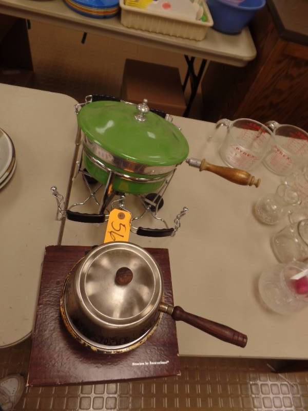 lot 56 image: FONDUE AND KITCHEN WARE