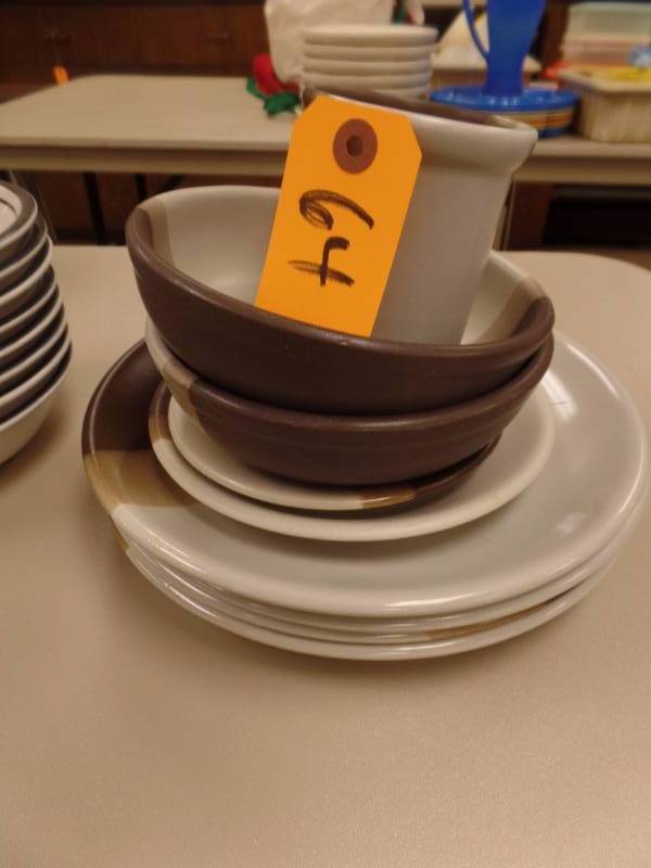 lot 64 image: McCOY DISHES