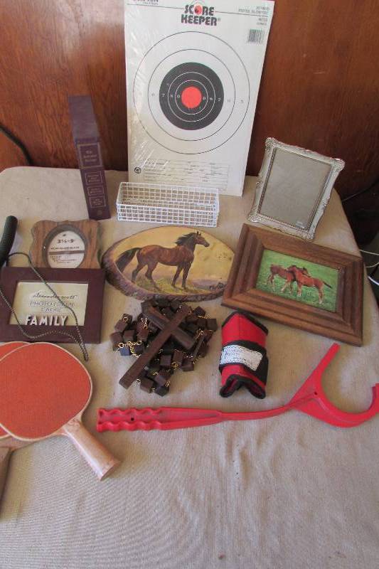 lot 38 image: Misc. Lot
