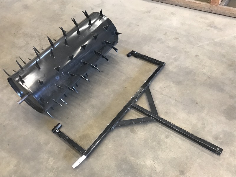 lot 11 image: 36 Drum-Spike Lawn Aerator, Pin-Hi...