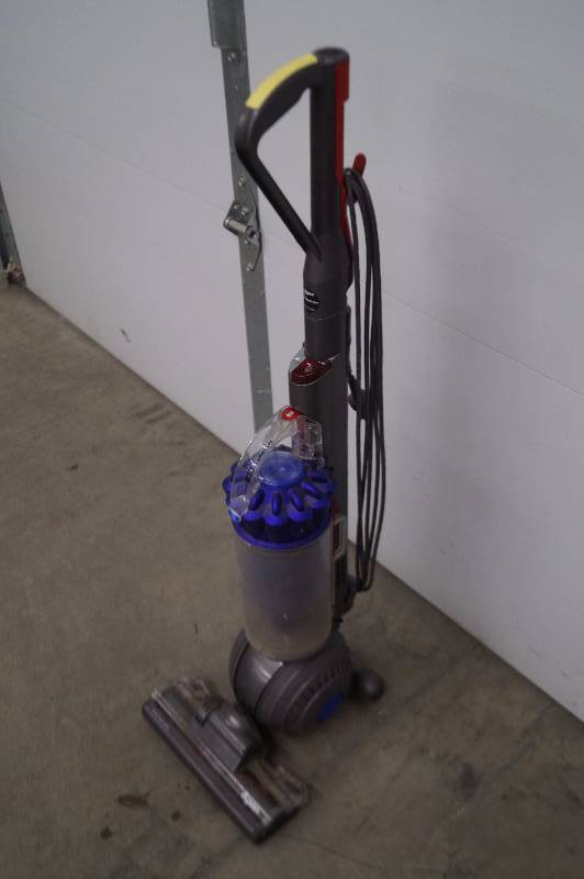 Dyson DC40 Vacuum