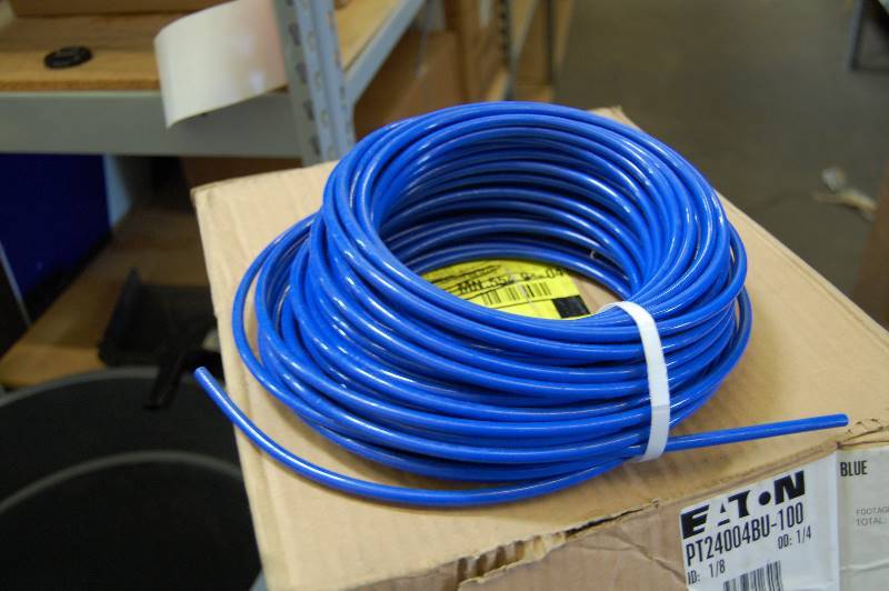 lot 9 image: 14OD x 100 Blue Polyethylene Tubing-200 Feet