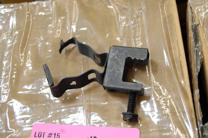 lot 15 image: B-Line Conduit Clips-140 Pieces