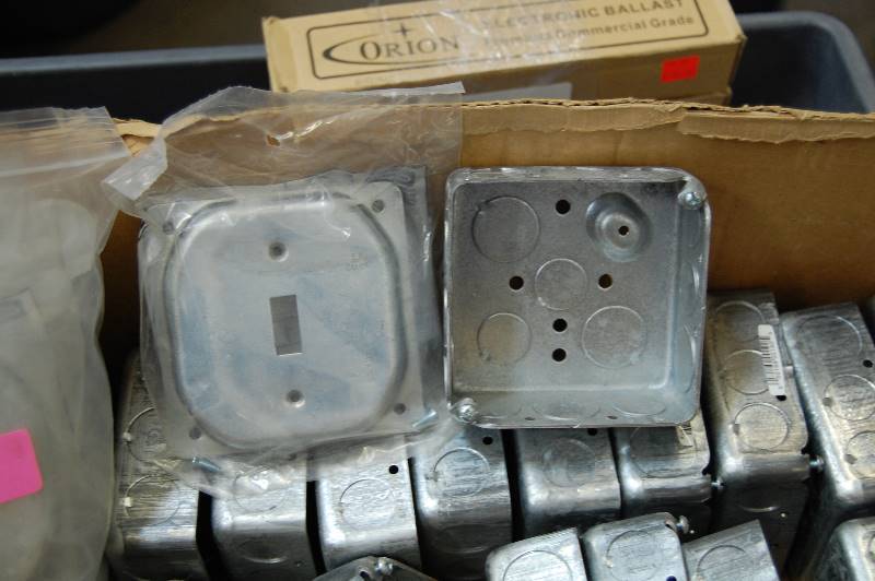 lot 16 image: 4 Conduit Box & Switch Cover Plate