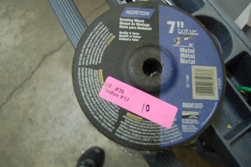 lot 24 image: 7 Grinding Wheels