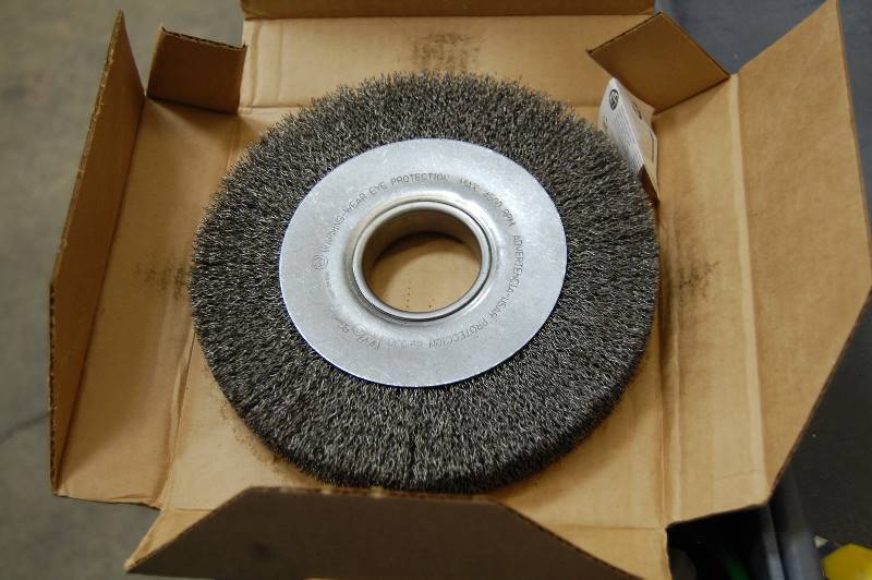 lot 25 image: 8 Crimped Wire Wheel