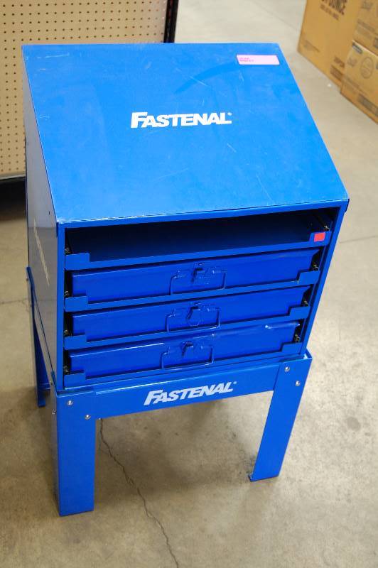 lot 47 image: Pullout Drawer Storage Unit