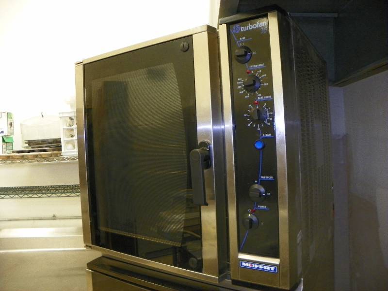 lot 10 image: MOFFAT TURBOFAN E35 CONVECTION OVEN