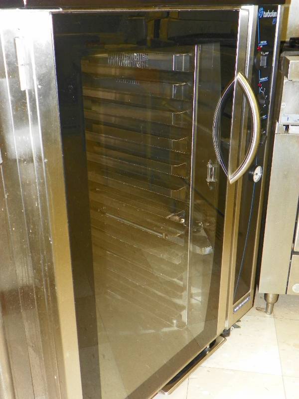 lot 11 image: MOFFAT TURBOFAN 85 PROOFING OVEN