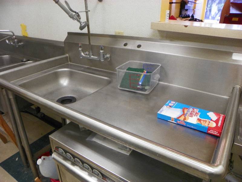 lot 27 image: STAINLESS STEEL RINSE SINK