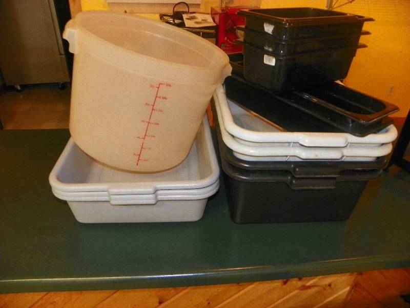 lot 75 image: DISH TUBS