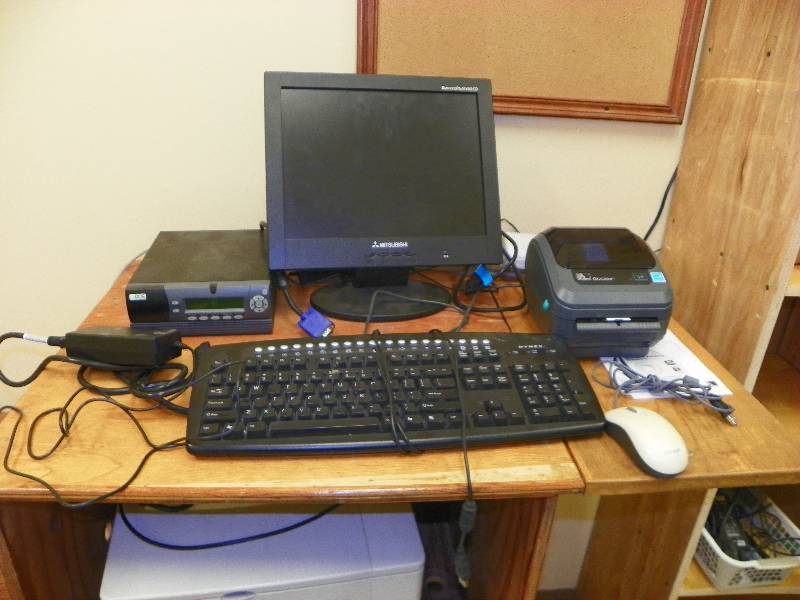 lot 89 image: COMPUTER SYSTEM WITH ZEBRA BARCODE LABEL PRINTER