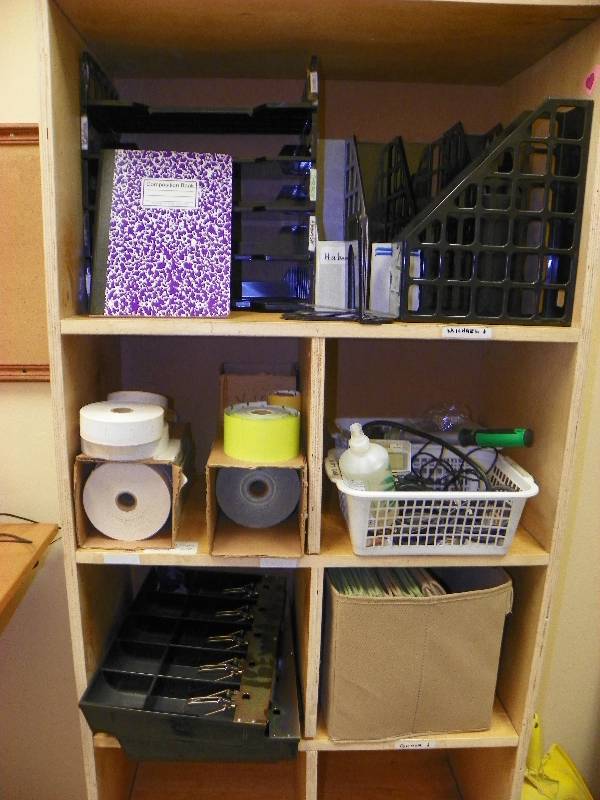 lot 92 image: MISC OFFICE SUPPLY ITEMS