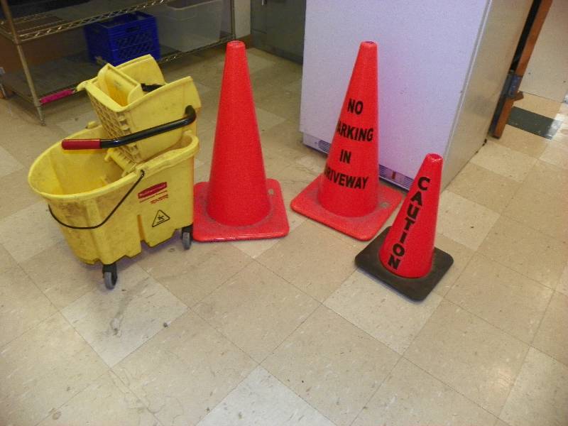 lot 111 image: MOP BUCKET AND SAFETY CONES