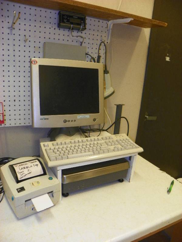 lot 113 image: COMPUTER SYSTEM WITH SCALE AND ZEBRA BAR CODE LABEL PRINTER