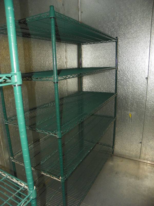 lot 120 image: NSF WIRE RACK SHELVING UNIT, GREEN