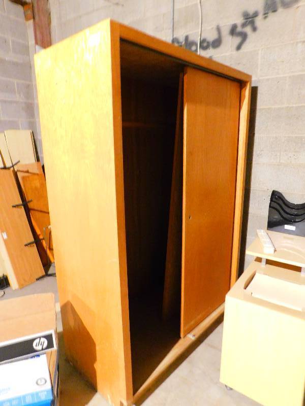 lot 172 image: STORAGE CABINET