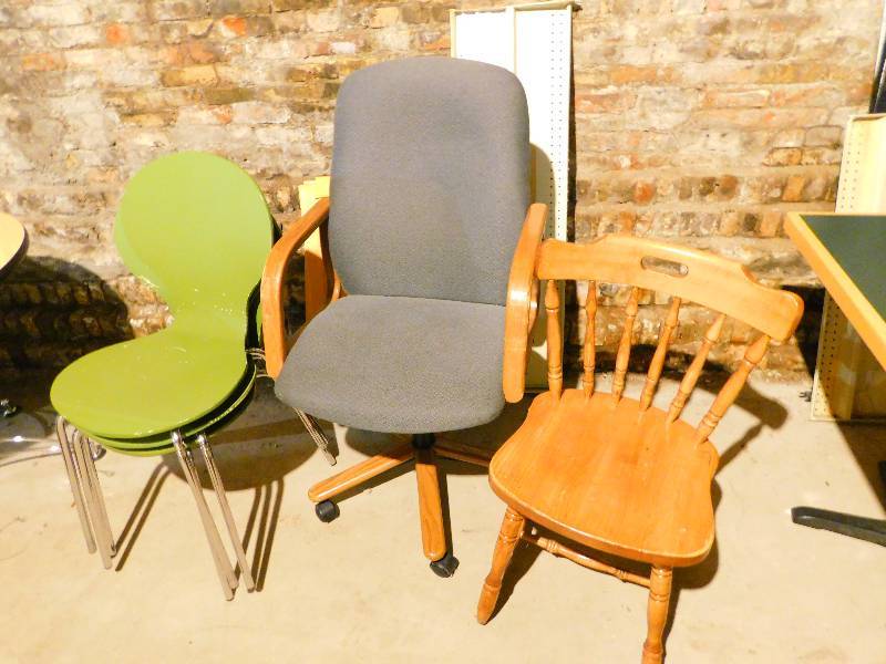 lot 179 image: VARIOUS CHAIRS