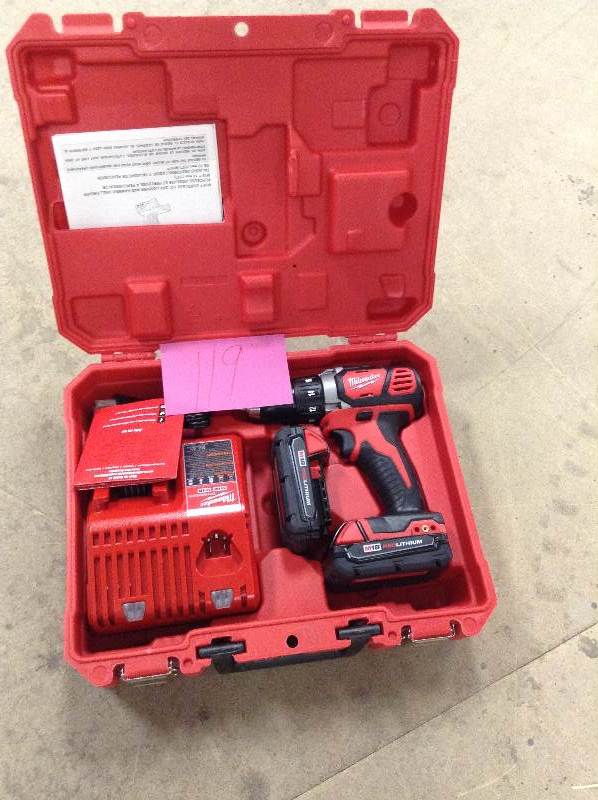 Milwaukee 2606-20 18V 12 Cordless Compact Drill Driver M18 Kit