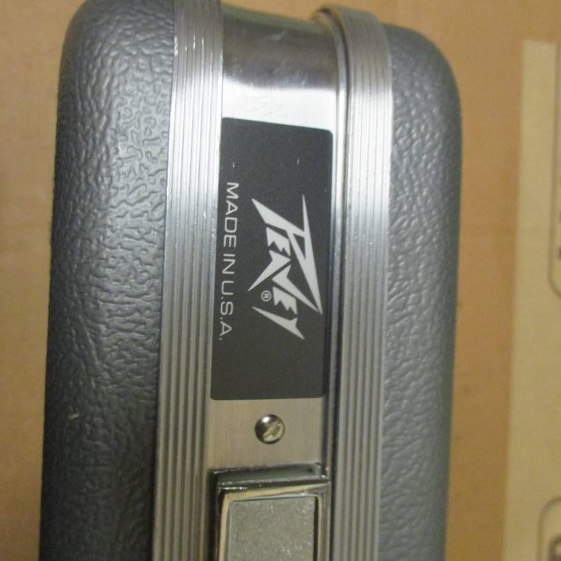 lot 16 image: (1) Electro-Voice ND 257 Mic (1) Peavey PVM 480 Mic