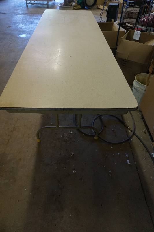 lot 4 image: Heavy Duty 8 Folding Table