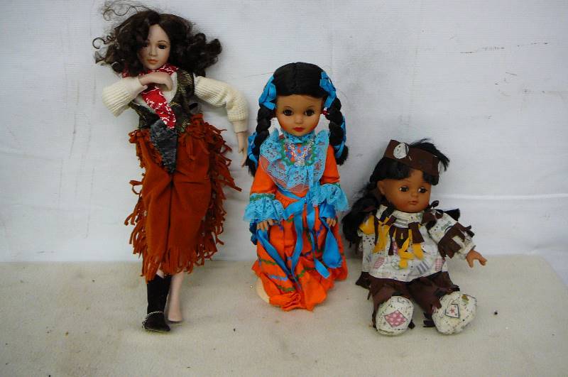 Native American Dolls