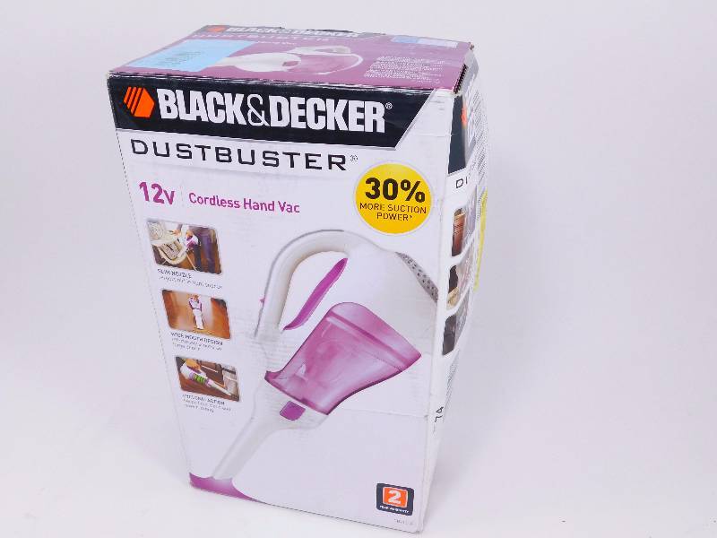 lot 18 image: Black & Decker Cyclonic DustBuster Hand Vac, CHV1210