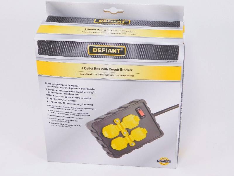 lot 27 image: Defiant 4 Outlet Box with Circuit Breaker