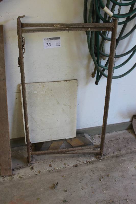 lot 37 image: Lot of (2) Metal Stands