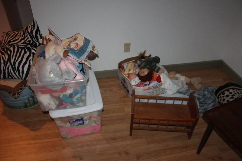 lot 62 image: Girls Toys Includes Dolls, Crib, Accessories, Stuffed Animals, And More
